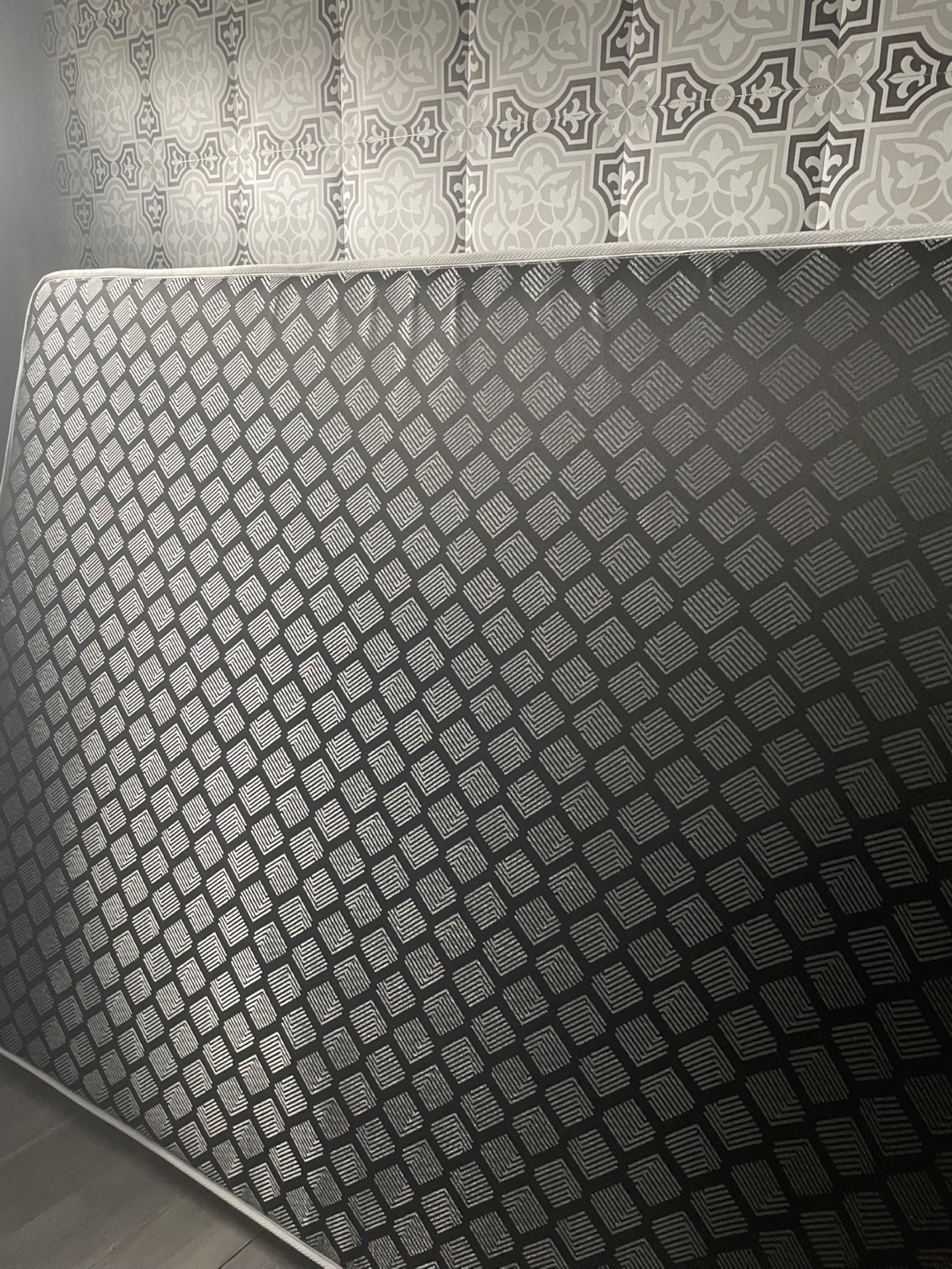 Queen mattress