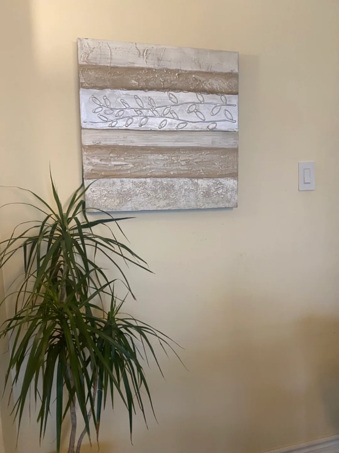 1.Textured Neutral Wall Art + 2.Large Plant image indicator(4)