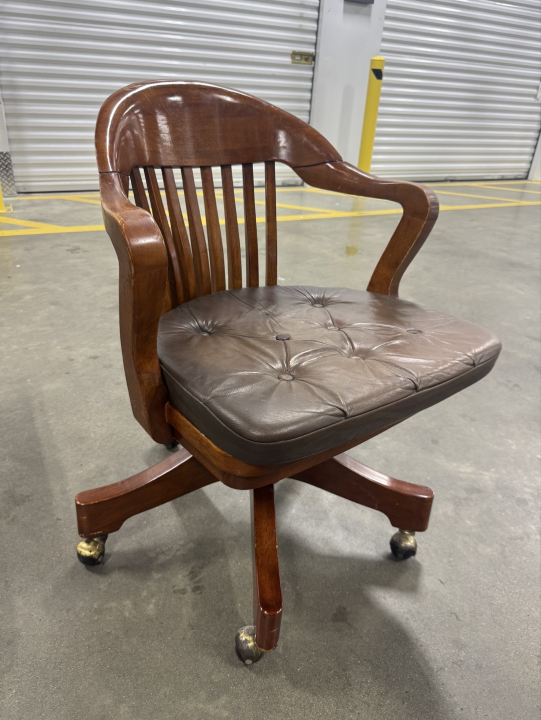 Free delivery Antique chair