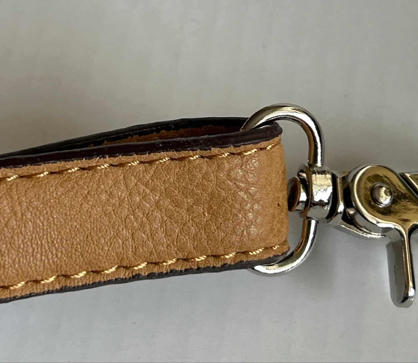 Tan Leather Handbag Strap image indicator(4)