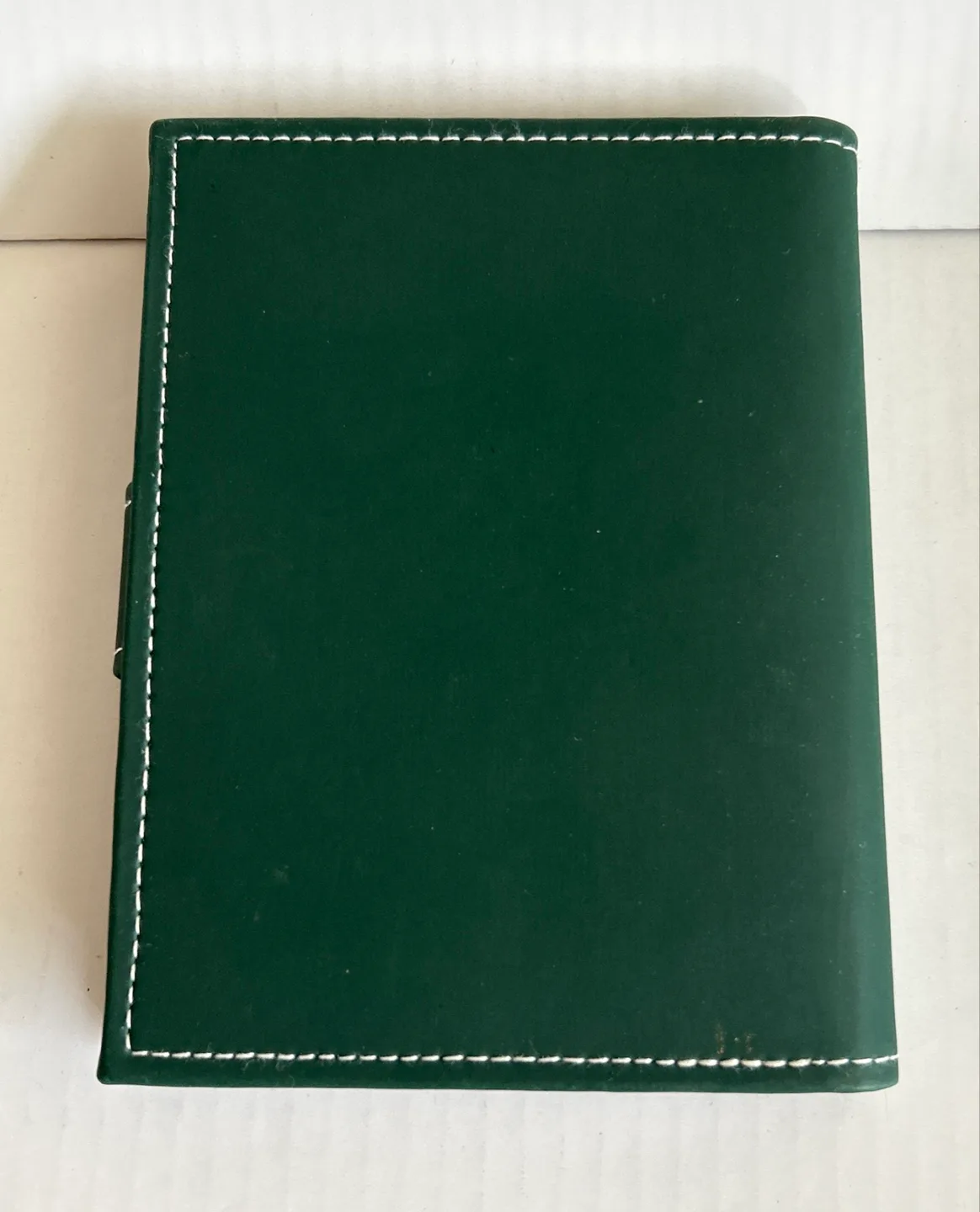 Dark Green Photo Album with 'Memories' Embroidery image indicator(2)