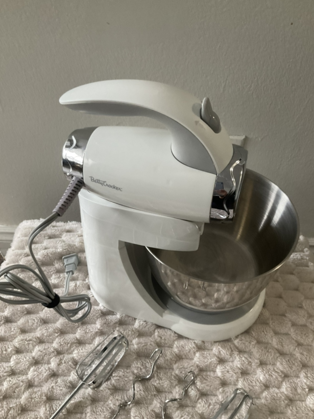 Betty Crocker Electric Stand Mixer with Attachments - photo 2