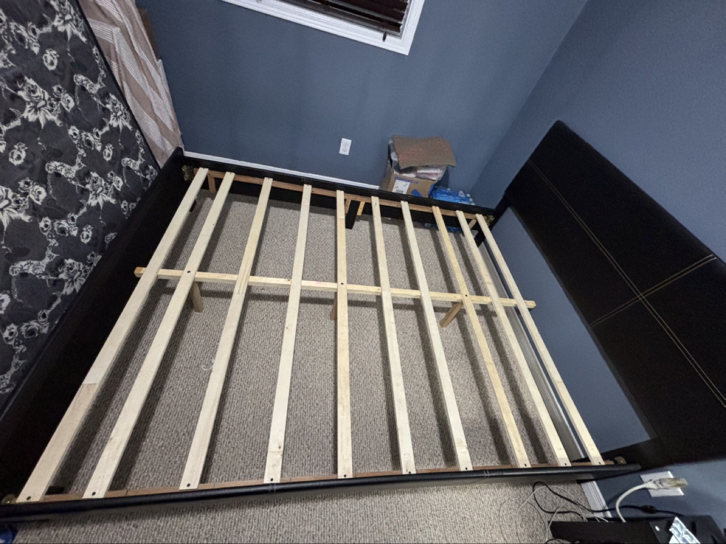 Queen Size Faux Leather Bed Frame - photo 2