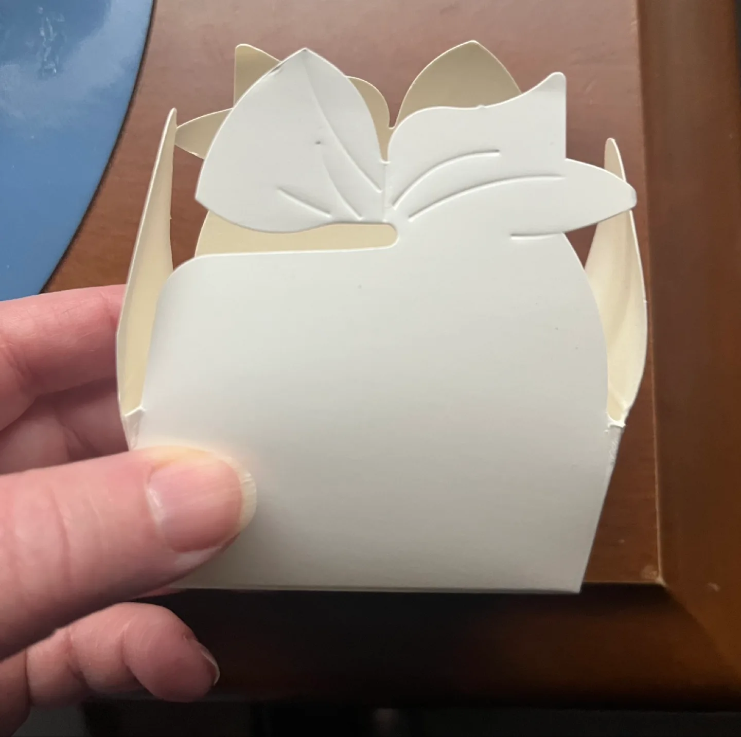 Bulk White Flower Favor Boxes - 90 boxes NEW image indicator(4)