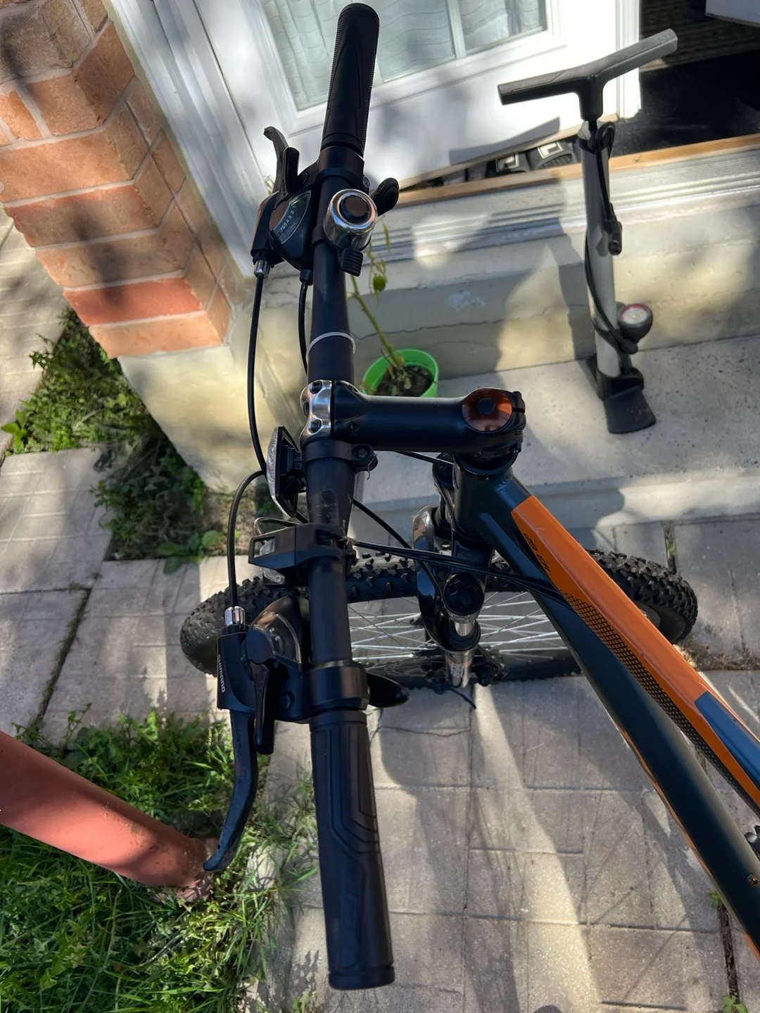 CCM 29er Hardtail Mountain Bike image indicator(8)