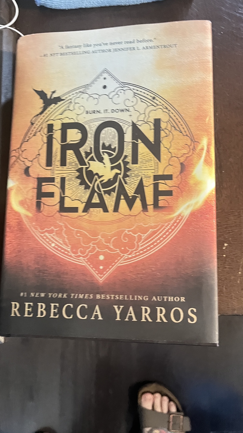 Iron Flame by Rebecca Yarros
