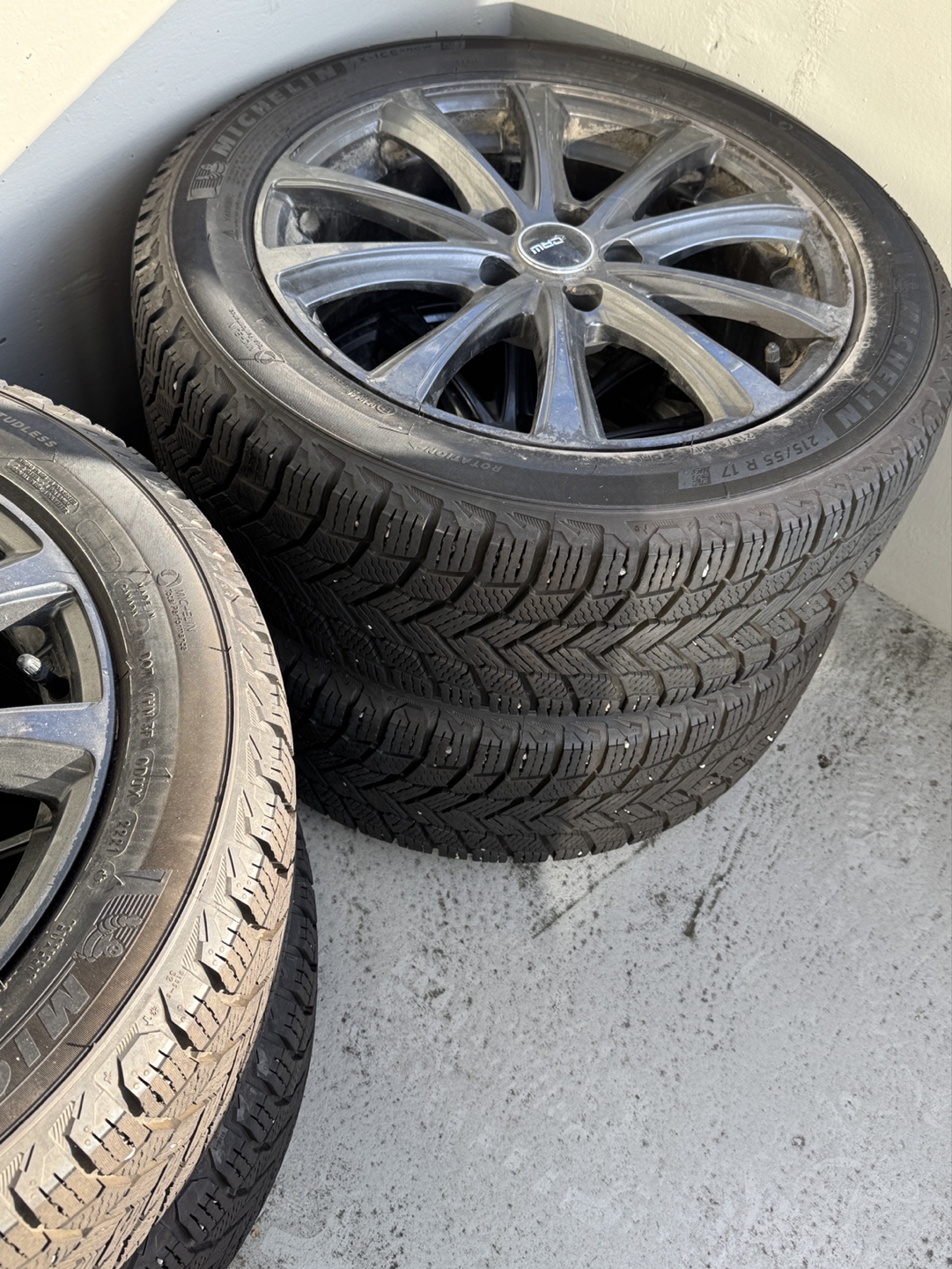 Michelin Winter Tires on 17" Alloy Rims - photo 3