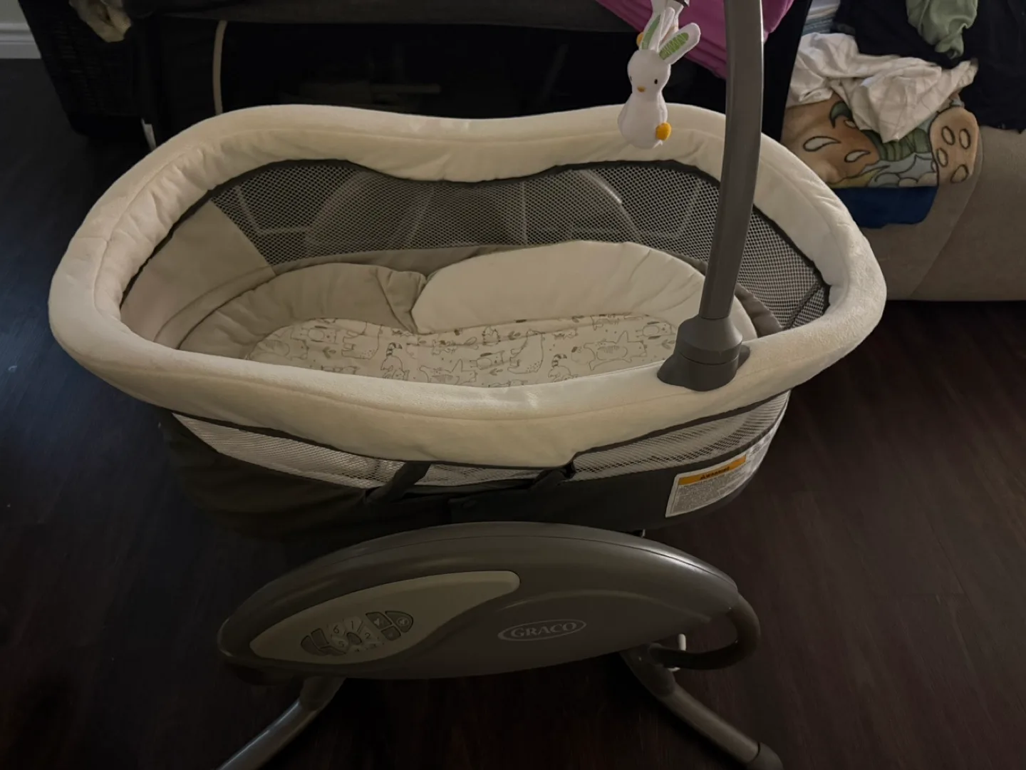 Graco Swing & Rocker Baby Bassinet image indicator(3)