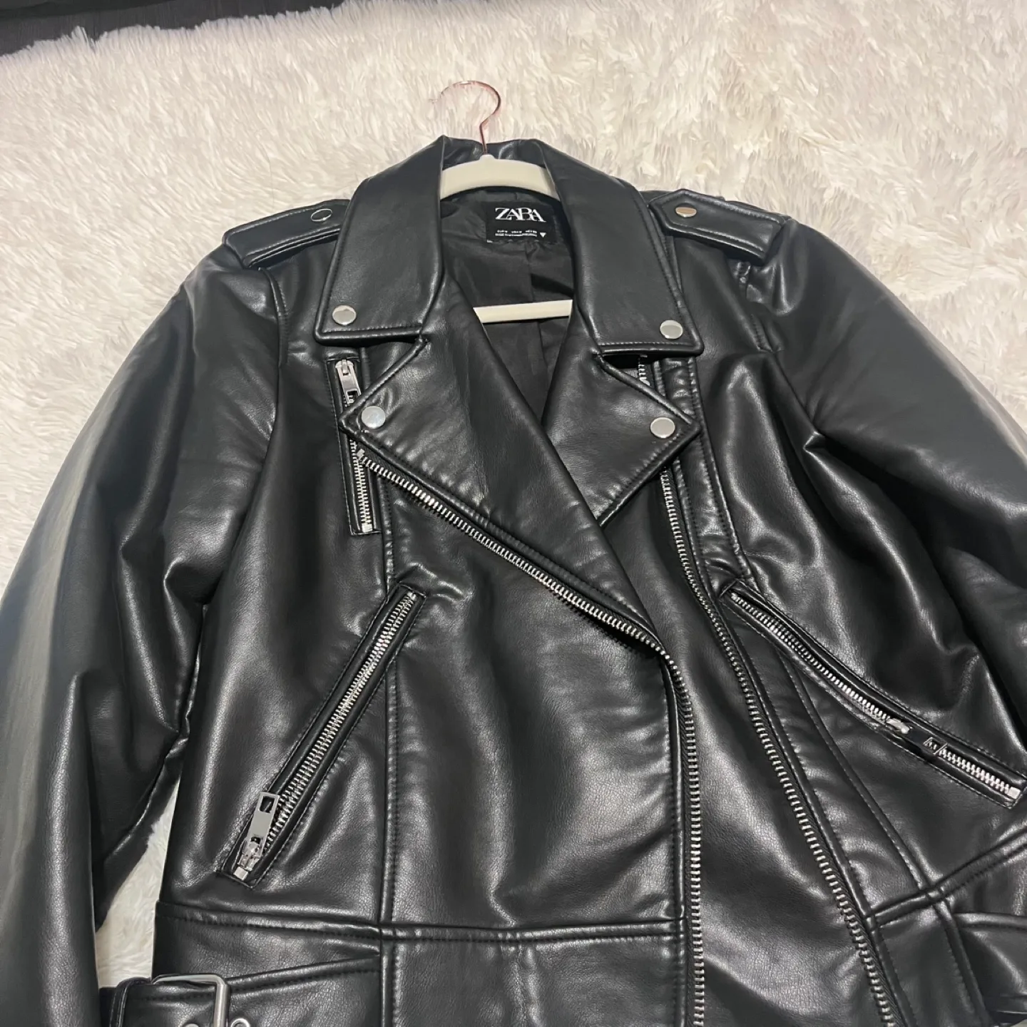 Zara Black Leather Moto Jacket - Size M image indicator(2)