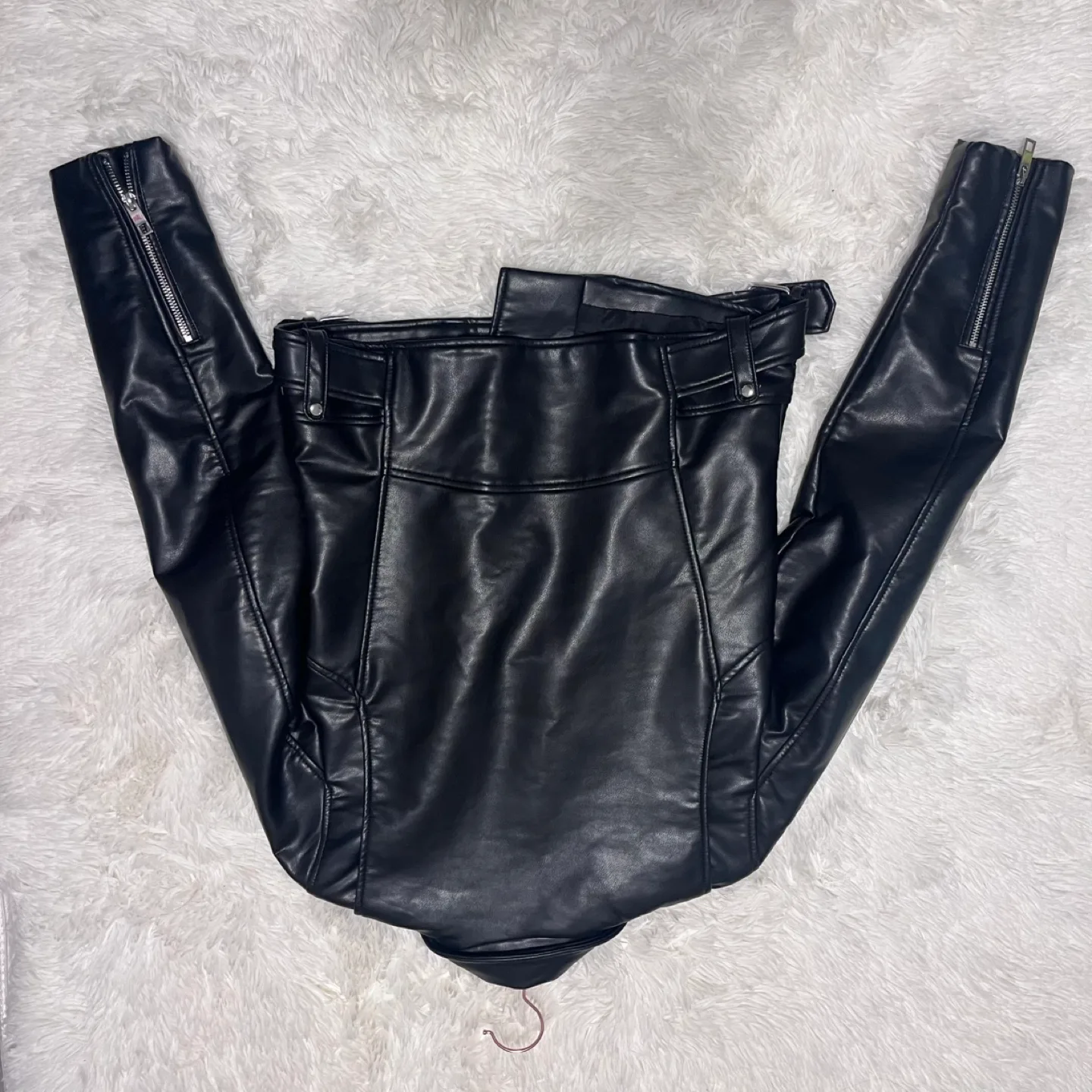 Zara Black Leather Moto Jacket - Size M image indicator(3)