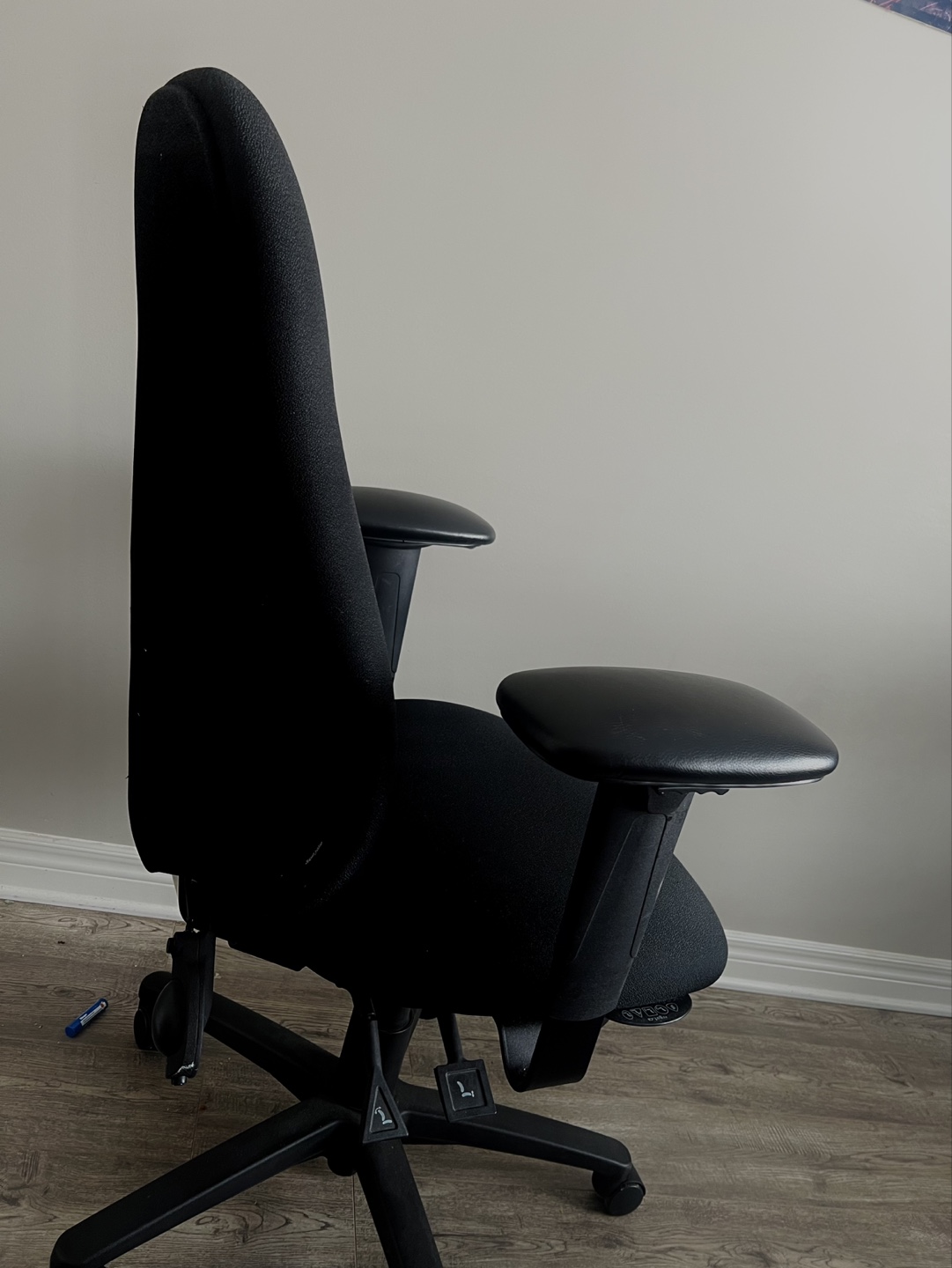 Office Chair - Black Fabric - Adjustable - photo 3