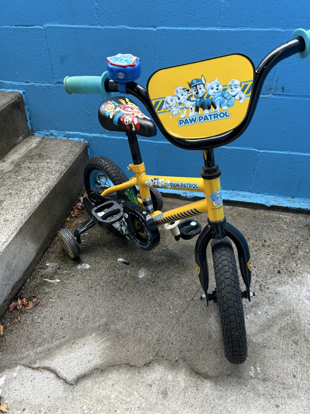 Paw Patrol Kids' Bike with Training Wheels - photo 3