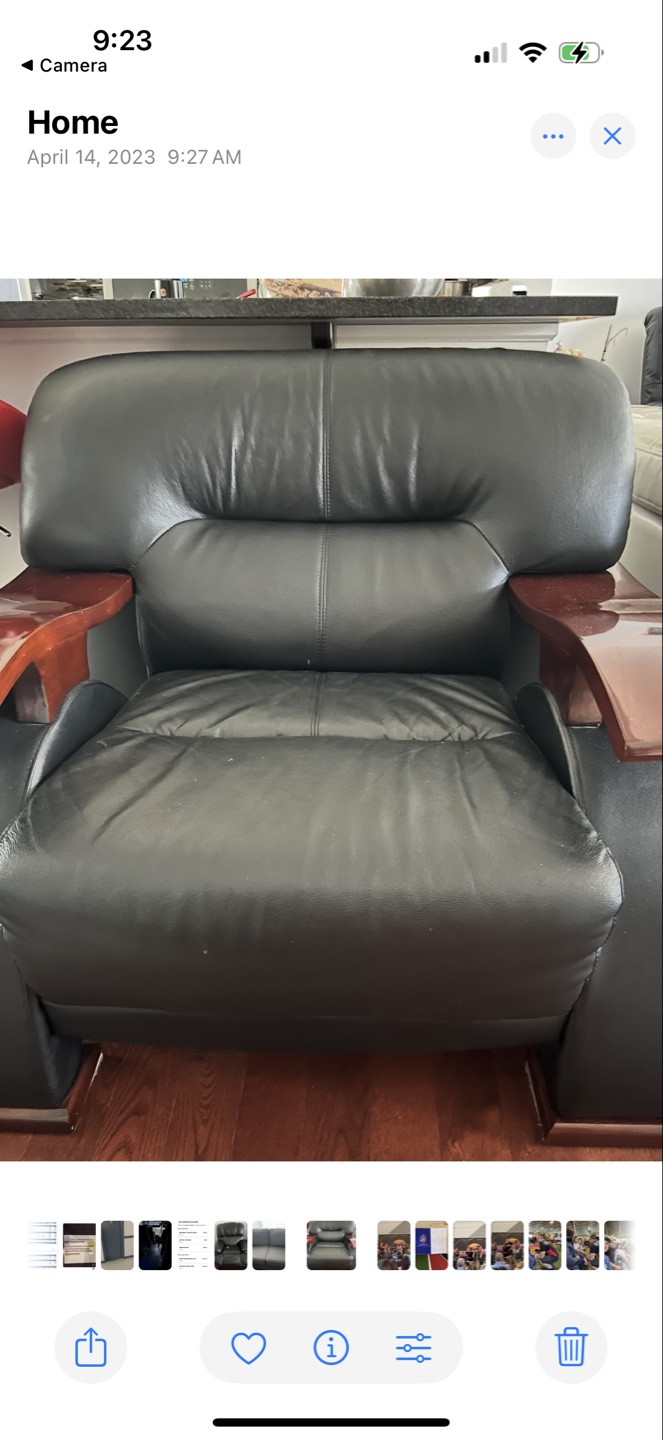 Black Leather Accent Chair with Wood Arms💚 - photo 2