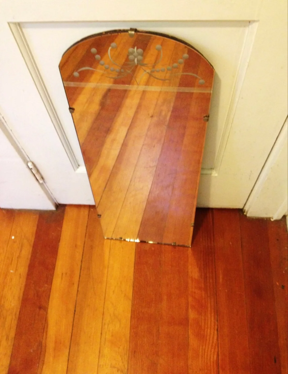 Vintage 1920’s Art Deco Etched Mirror image indicator(5)