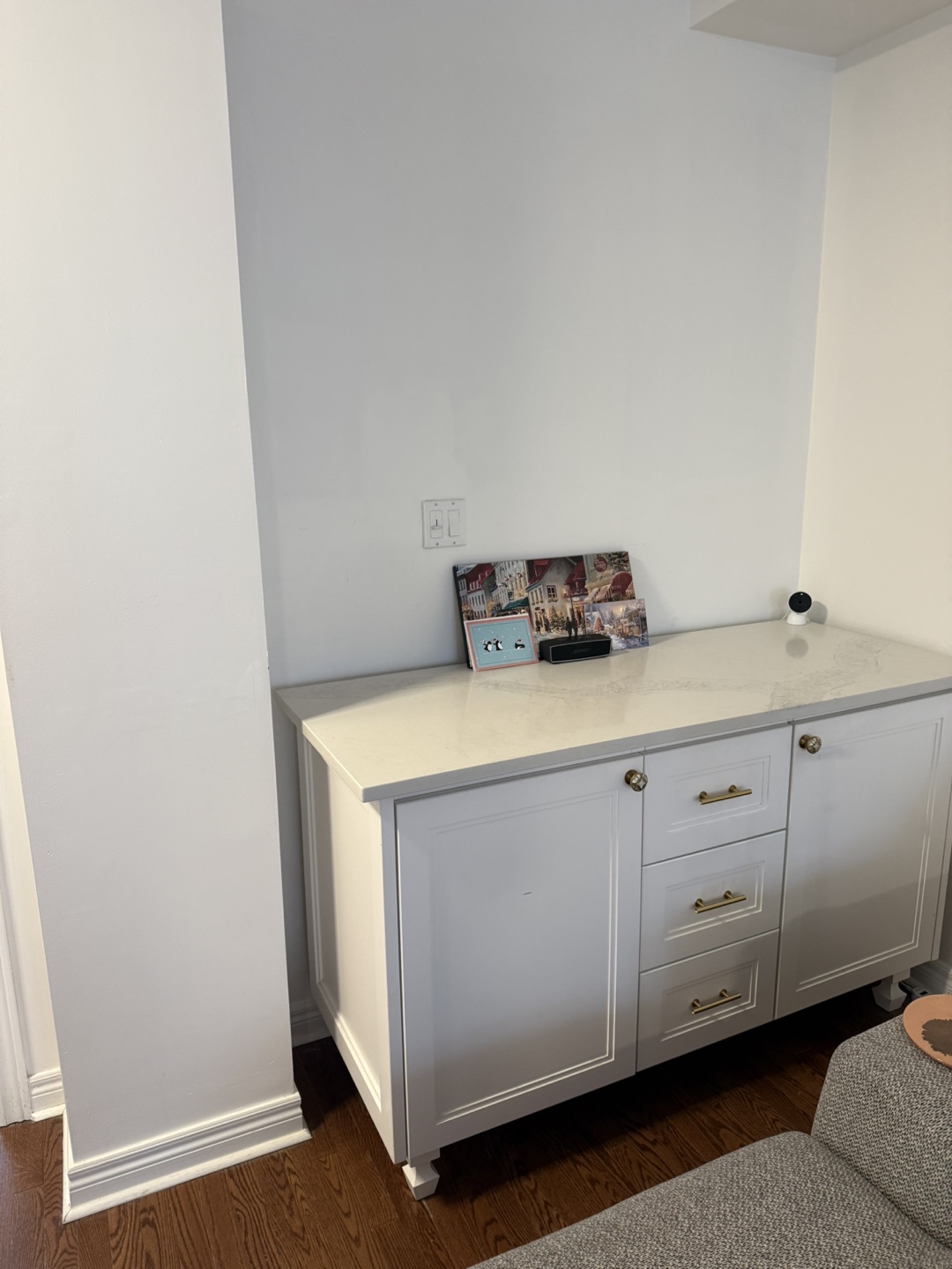 White Cabinet with Quartz Countertop
