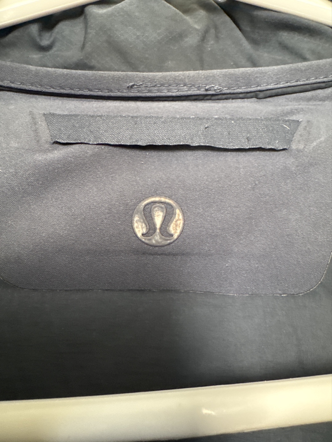 Mens Lululemon Down Jacket - Size M - photo 2