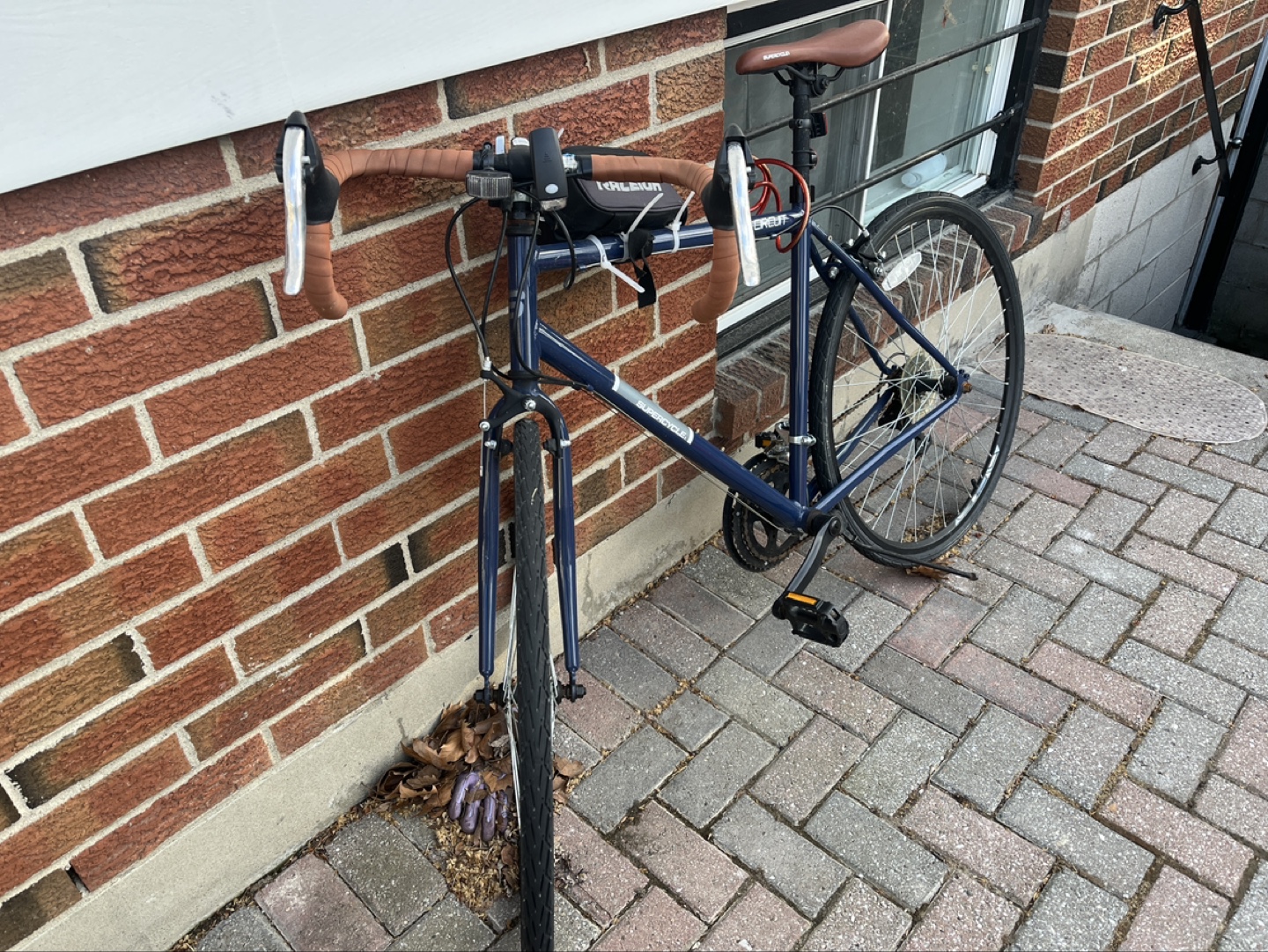 Raleigh Circuit Mens Hybrid Bike - photo 2