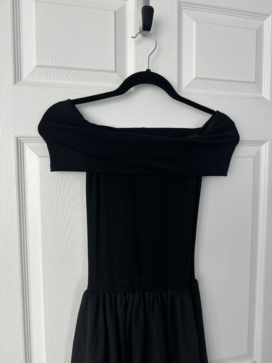 Black Off-the-Shoulder Maxi Dress with Pockets for Spring 💚 - photo 4