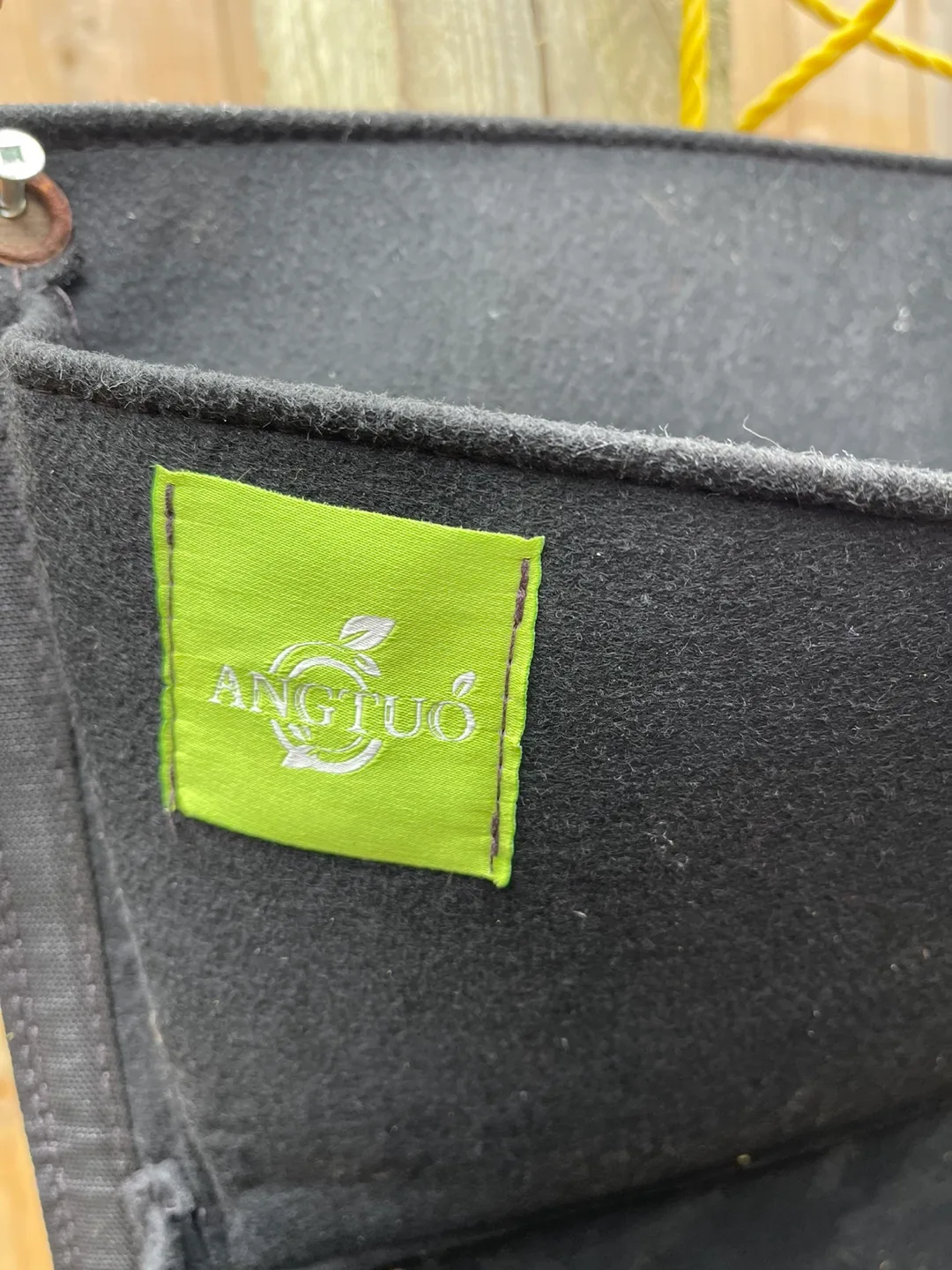 💚 ANGTUO 6-Pocket Vertical Wall Planter image indicator(2)