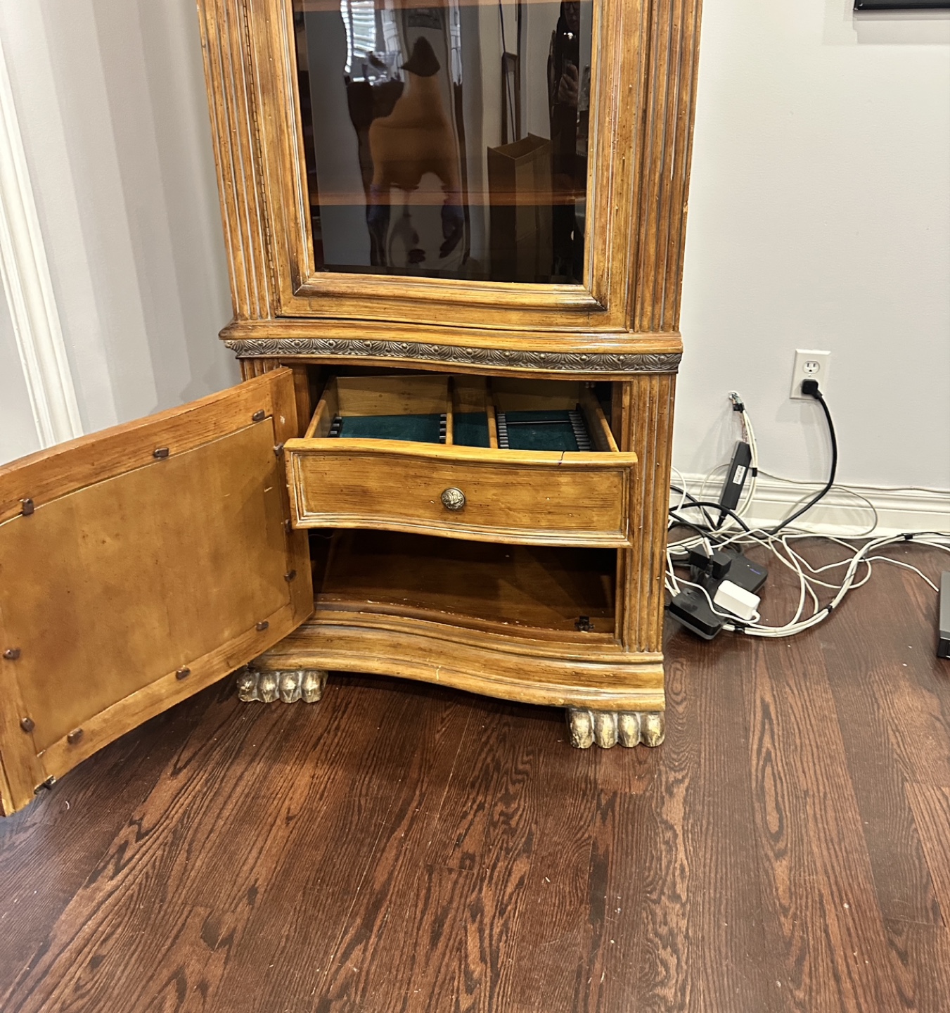 Elegant Wooden Curio Cabinet with Glass Doors - photo 4