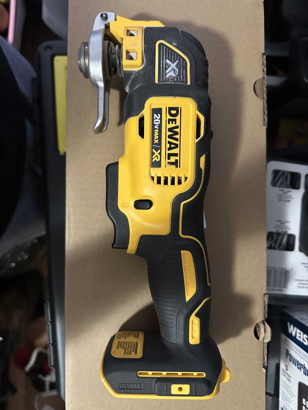 Dewalt 20V Max XR Oscillating Multi-Tool DCS355 - photo 2