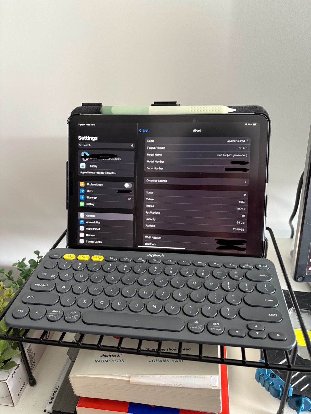 iPad Air (4th generation) with Logitech Keyboard Folio - photo 4