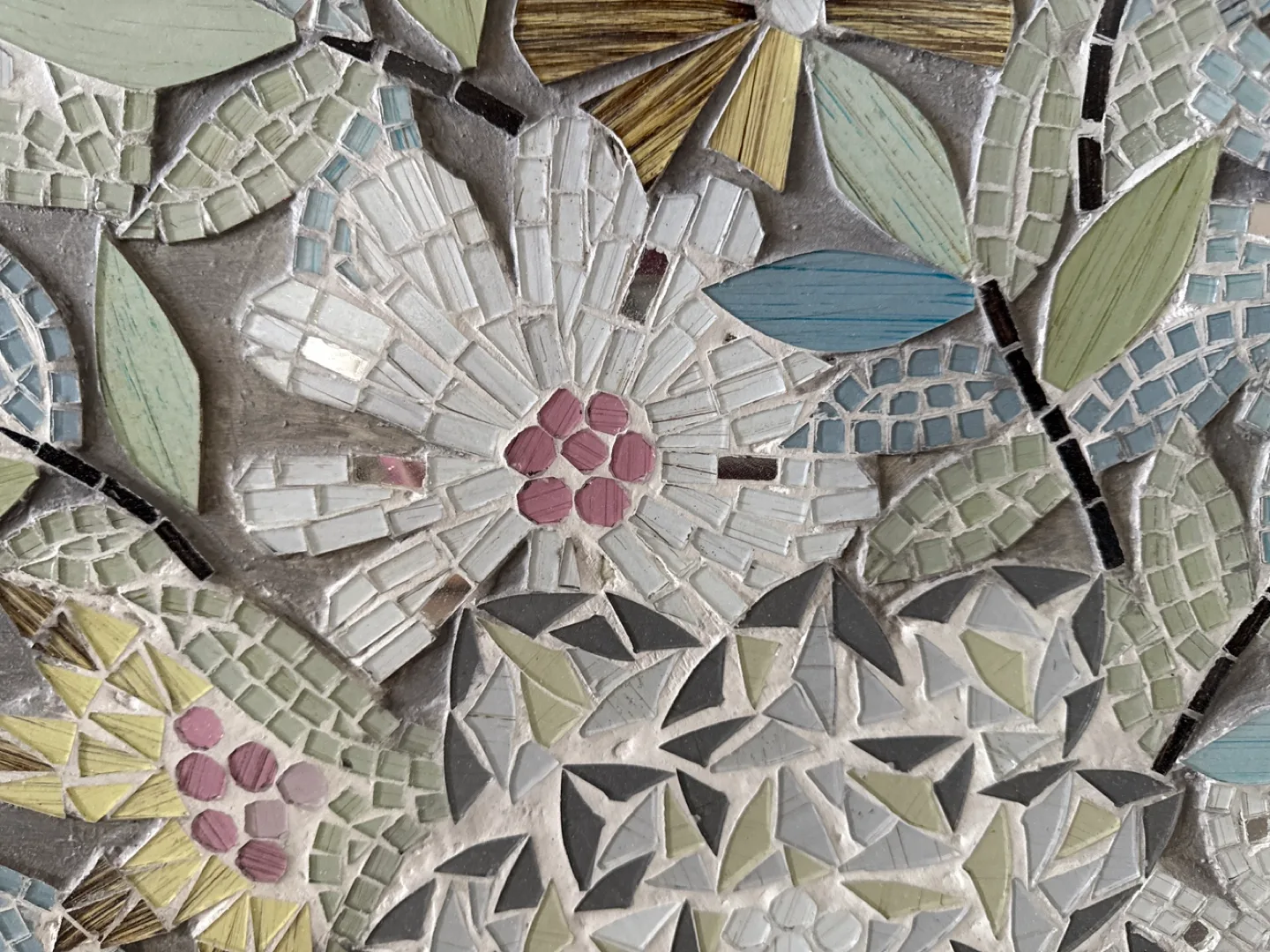 Floral Mosaic Wall Art image indicator(3)