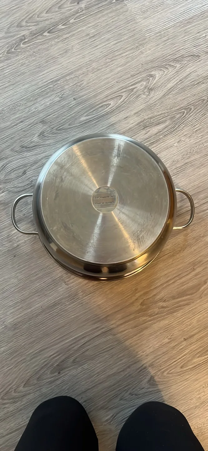 Stainless Steel Stock Pot with Lid image indicator(2)