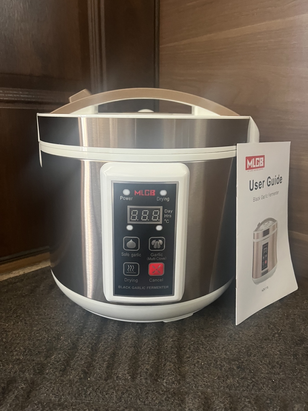 MLGB AZK115 Black Garlic Fermenter 6L Black-Gold