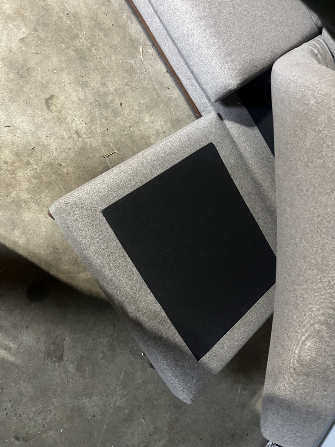 🚚 DELIVERY | Gray Sectional Couch Reversible Chaise - photo 5