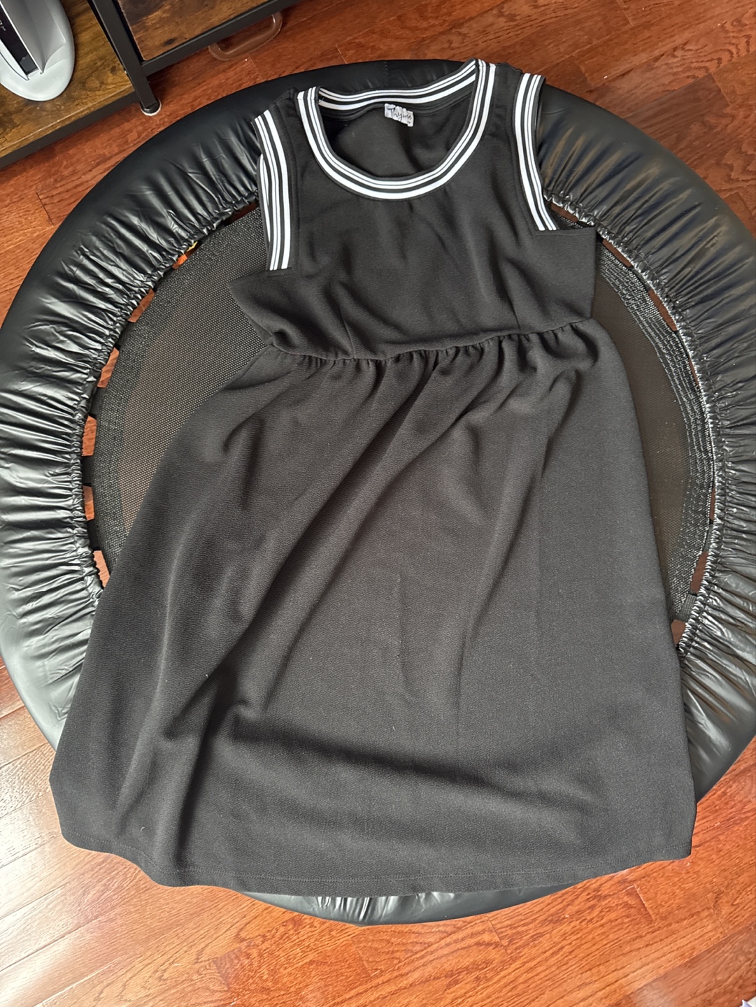 Thyme Black and White maternity Dress Size Small