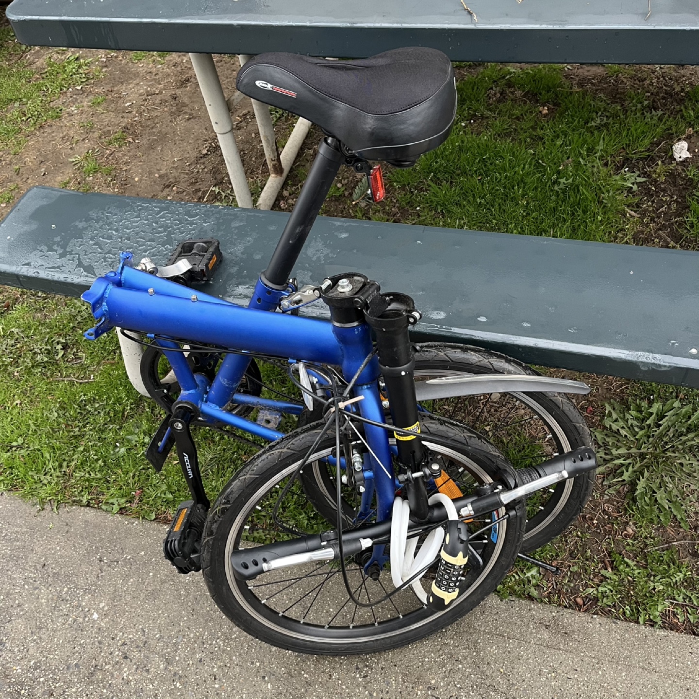 Folding Bike - Blue - Excellent Condition - photo 5