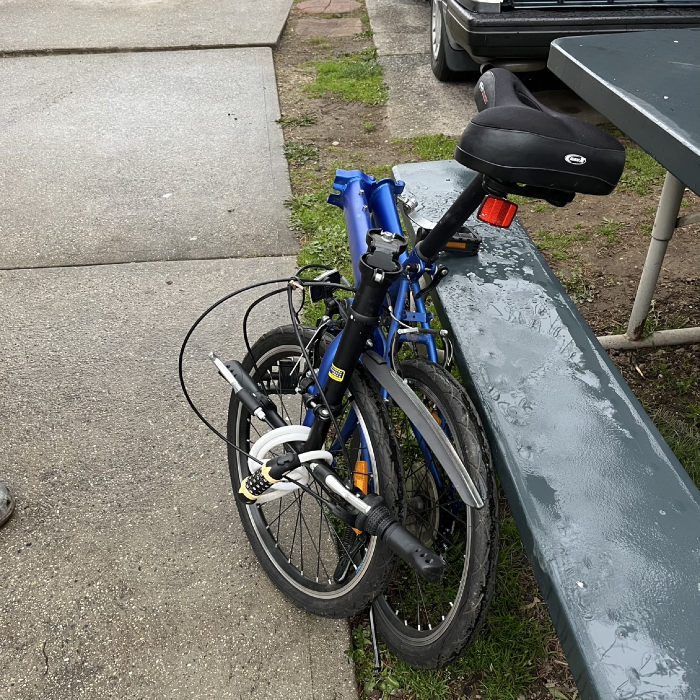 Folding Bike - Blue - Excellent Condition - photo 4