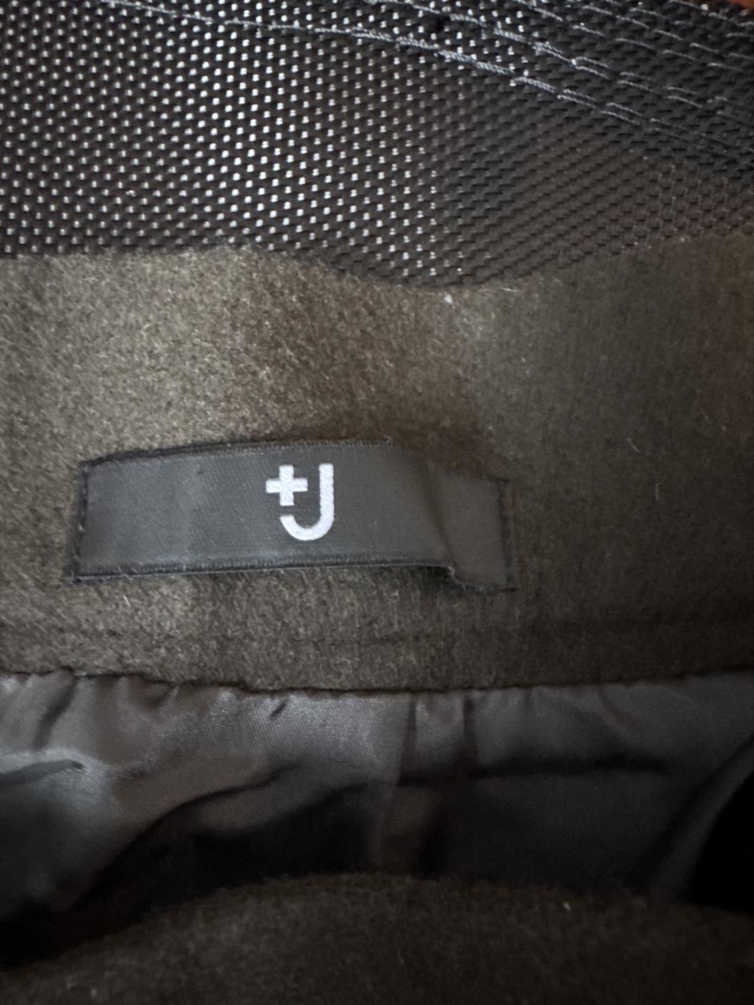 Uniqlo Women's Dark Olive Green Wool Skirt - Size 12 - photo 3