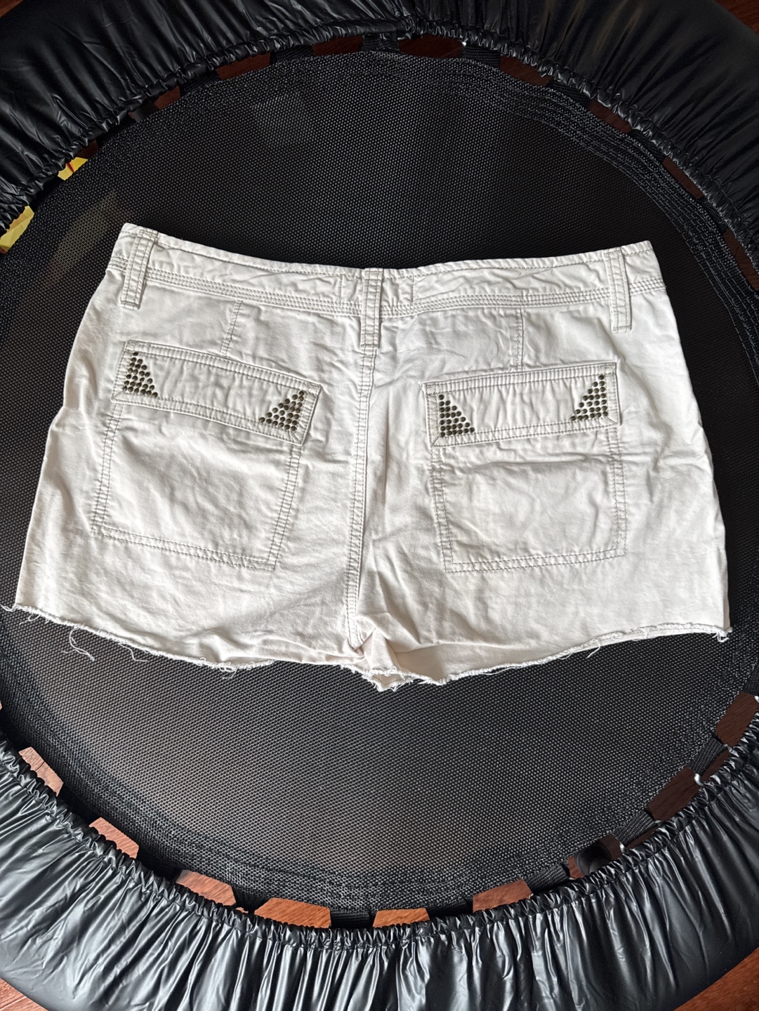 Old Navy Khaki Shorts Size 8 - photo 2