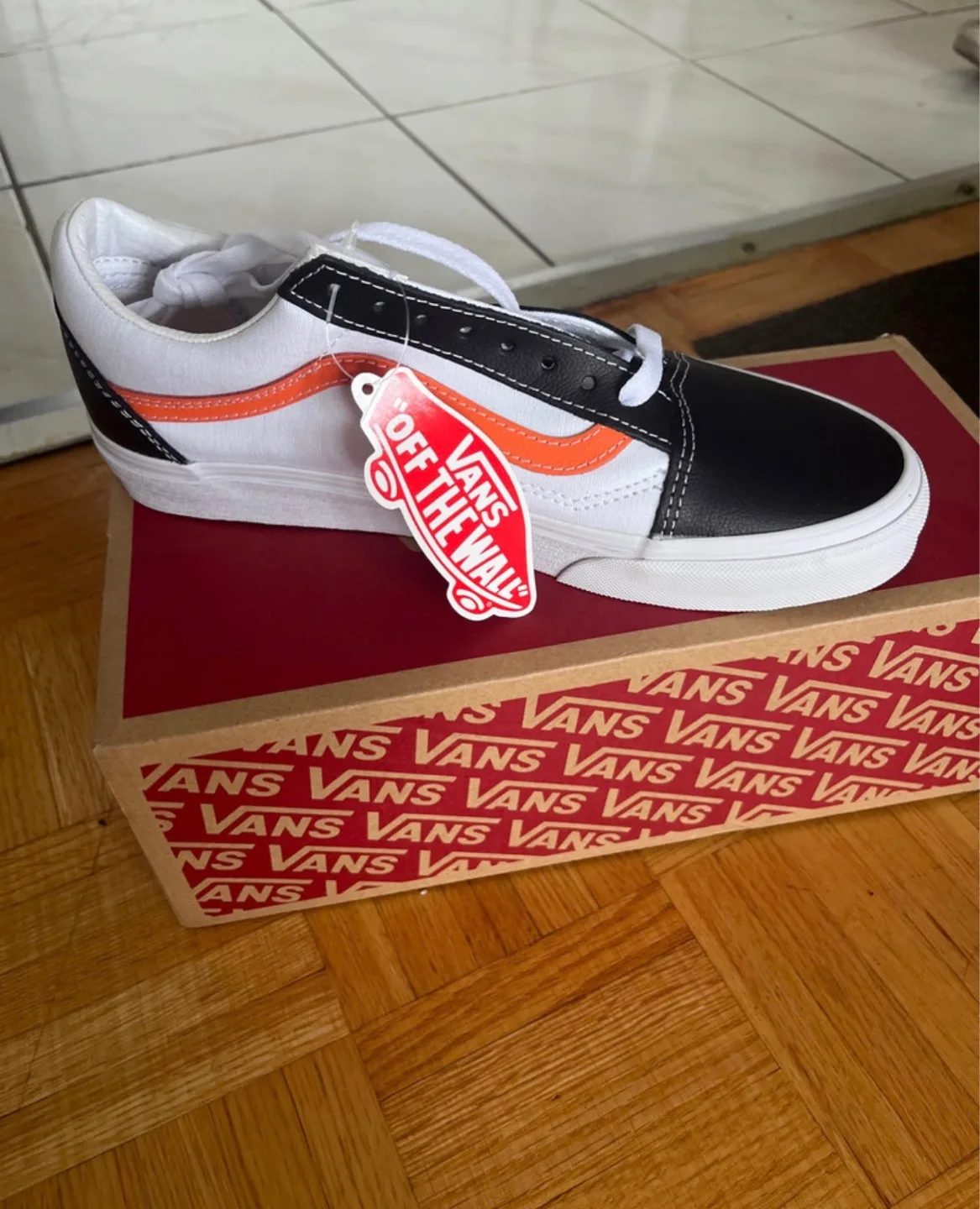 Brand New Vans Old Skool Sneakers - Black, White, Orange