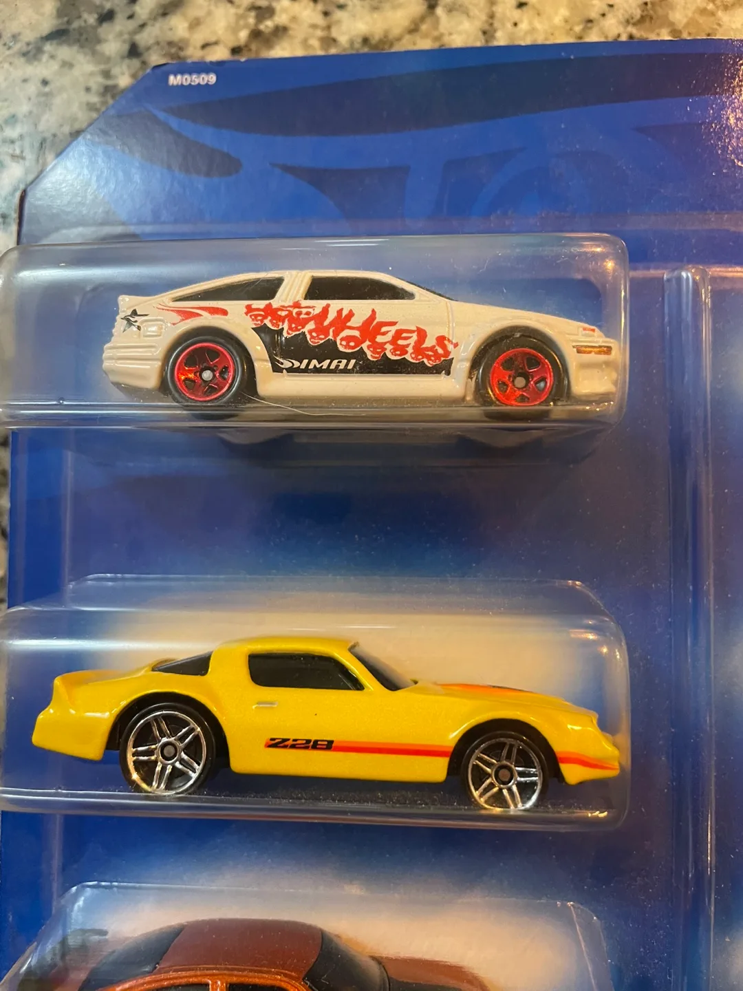 2007 Hot Wheels 10-Car Collector Set M0509 image indicator(3)