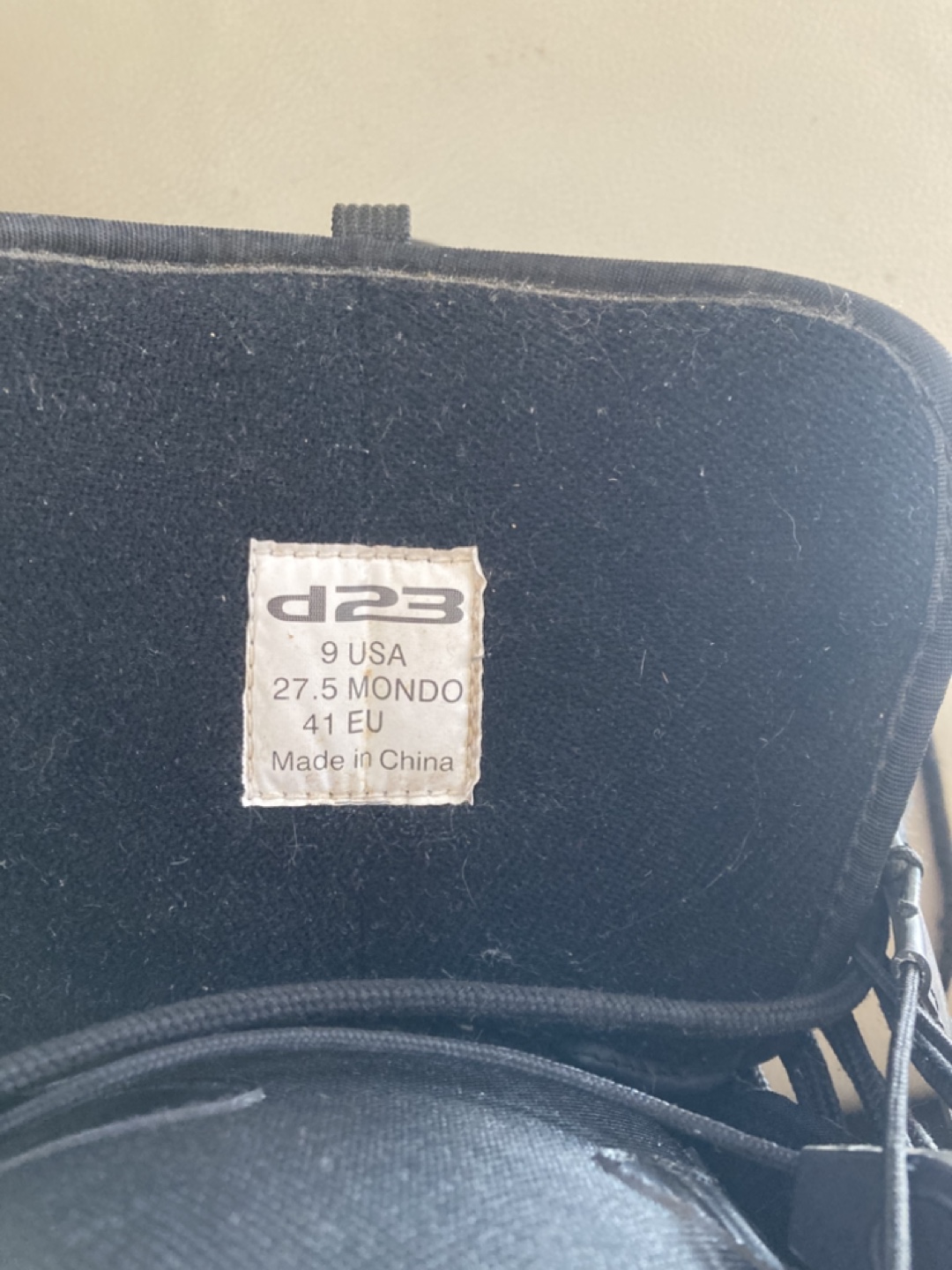 D23 Snowboard and ski Boots - Size 9 USA - photo 3