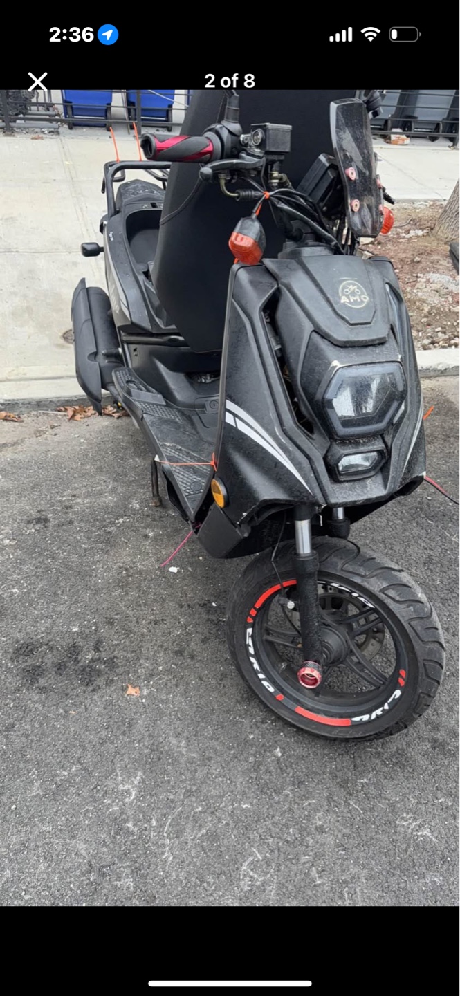 200cc moped.