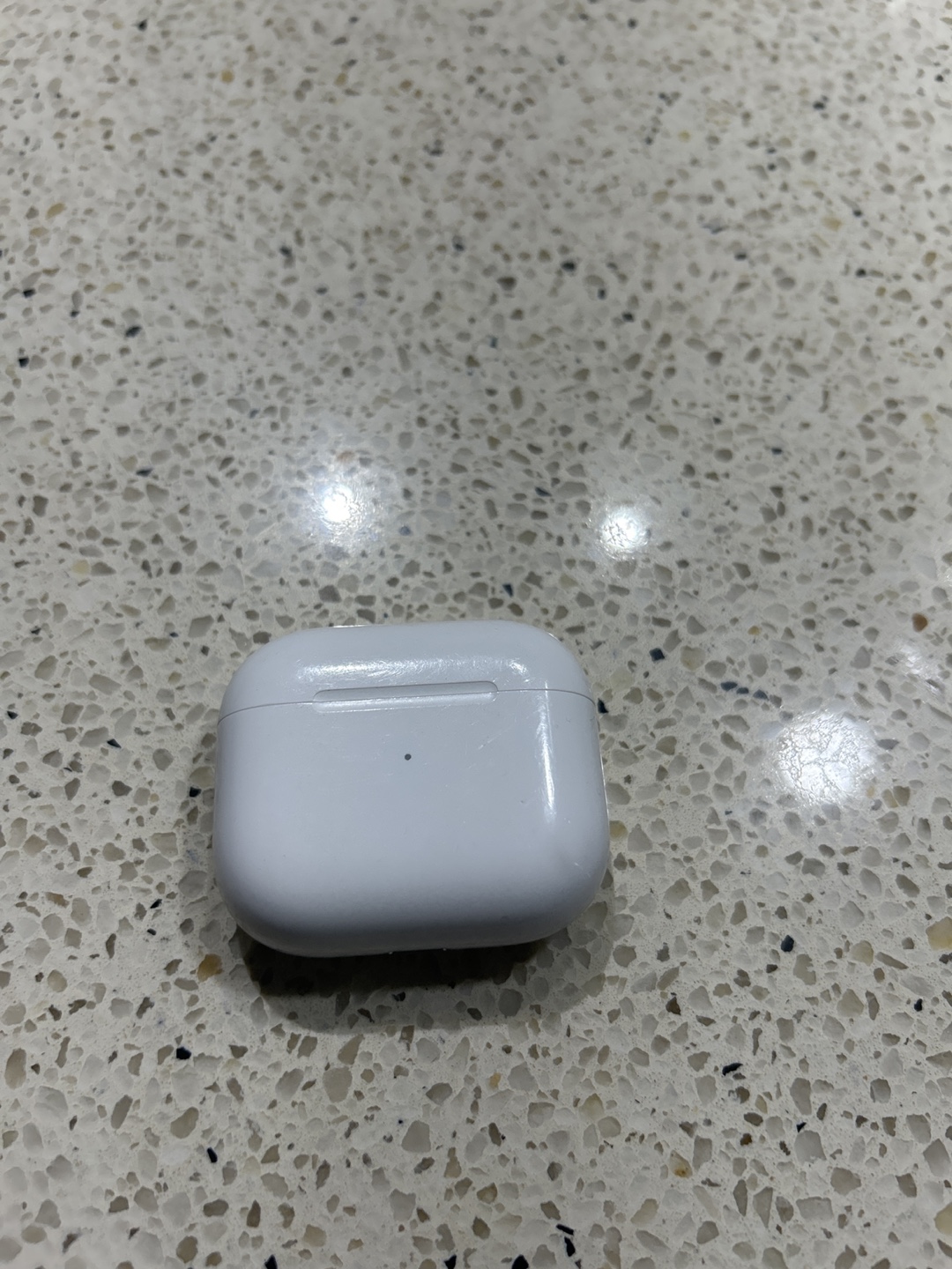 Apple AirPods 3rd generation - photo 2