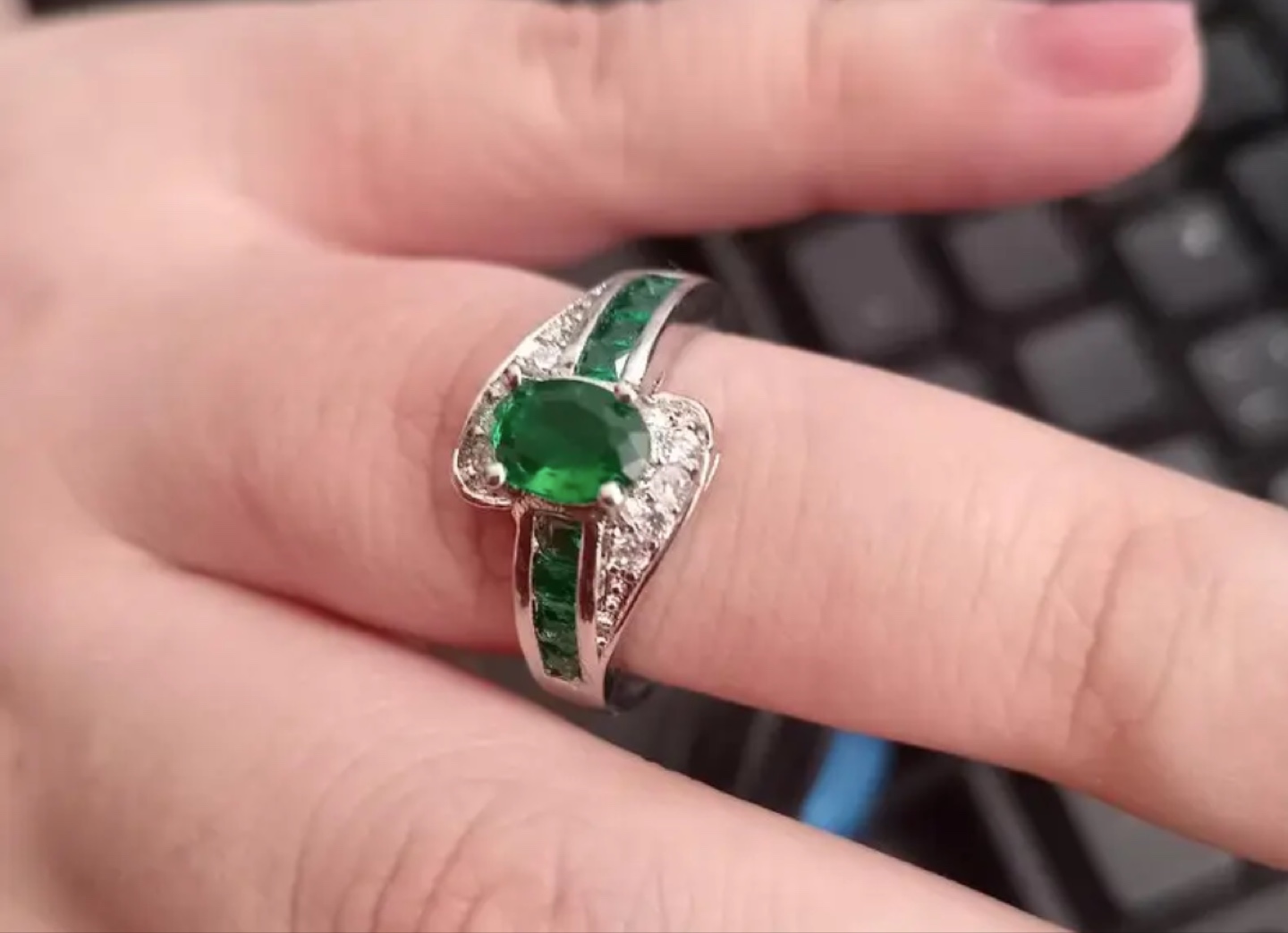 Elegant Emerald sterling silver ring - photo 2