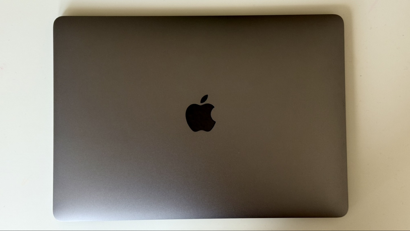 13” MacBook M1 Air (2020) 8GB RAM, 256GB SSD