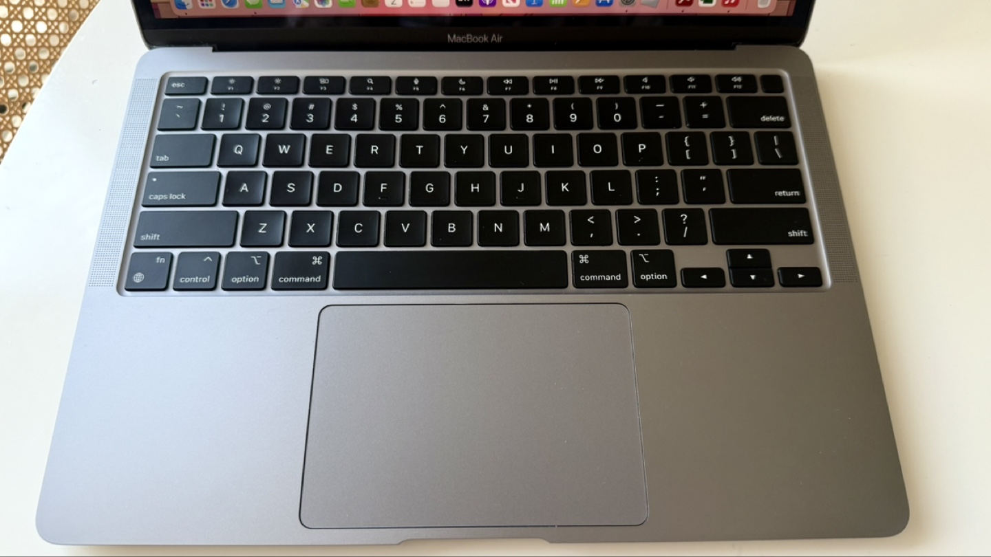 13” MacBook M1 Air (2020) 8GB RAM, 256GB SSD - photo 3