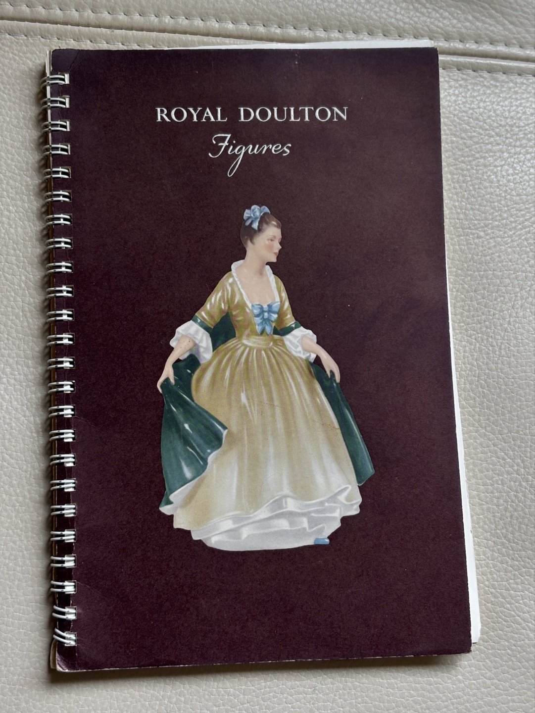 Royal Doulton Figurines Collector's Book No. 8