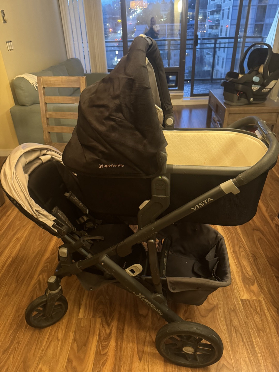 Uppababy Vista Stroller with Infant Car Seat