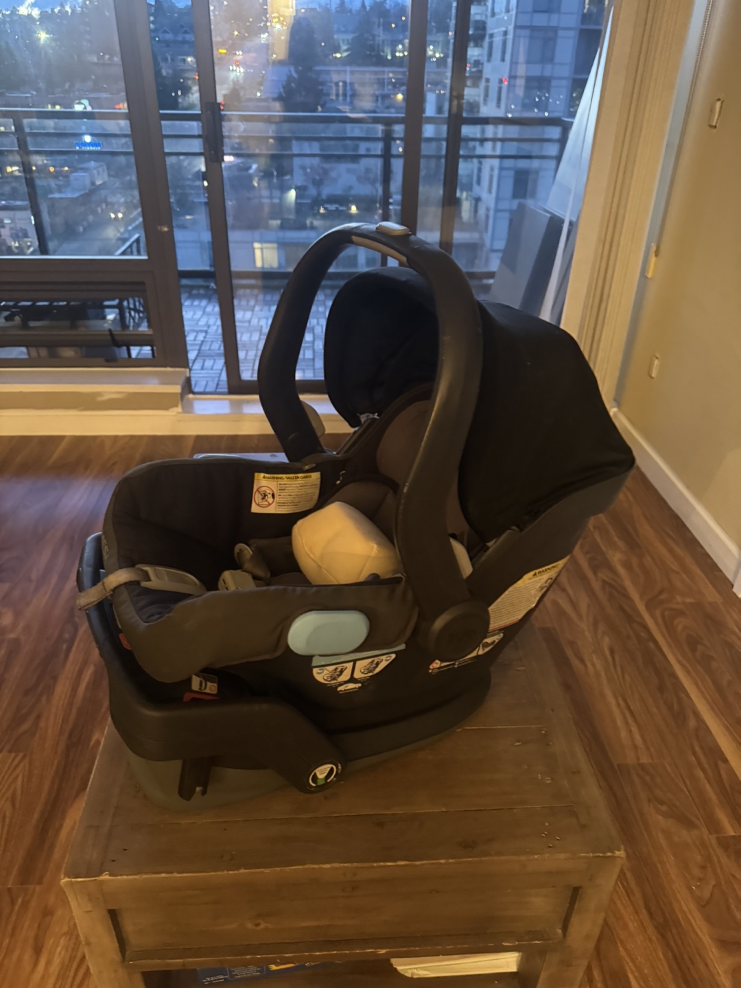 Uppababy Vista Stroller with Infant Car Seat - photo 3