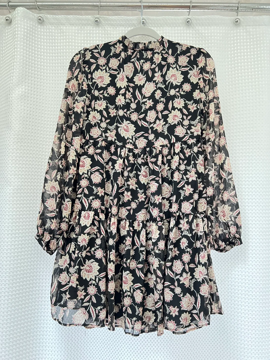 💚Dynamite Floral Mini Dress Size XS image indicator(5)