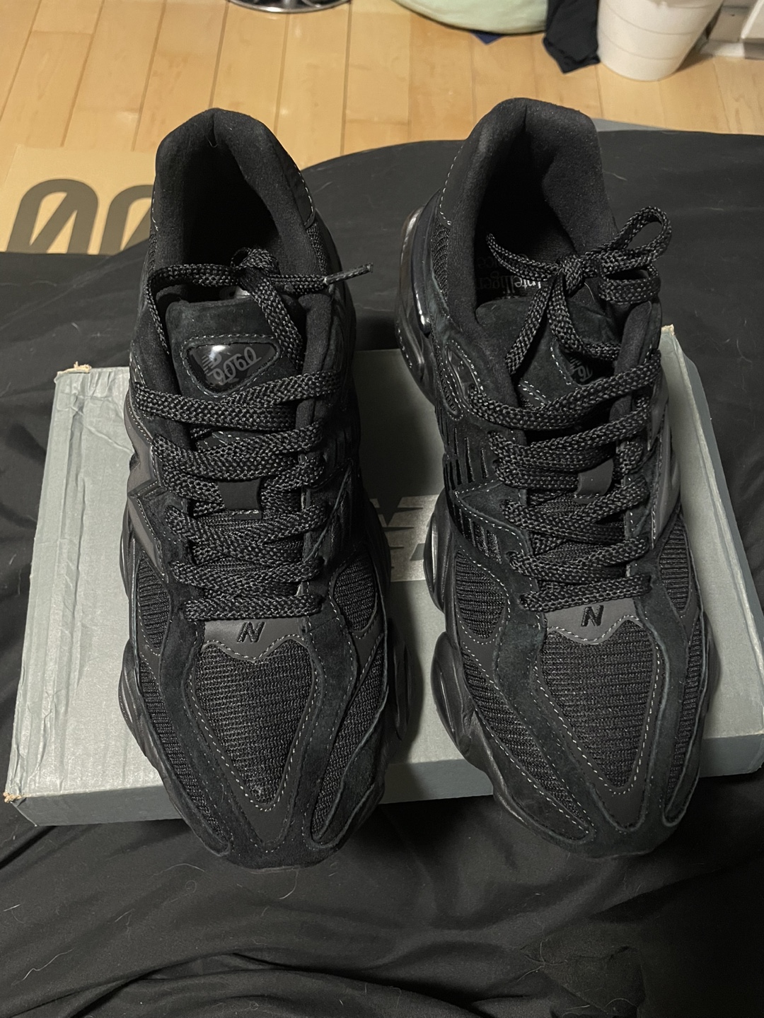 New Balance 9060 Triple Black - Size 10 - photo 4