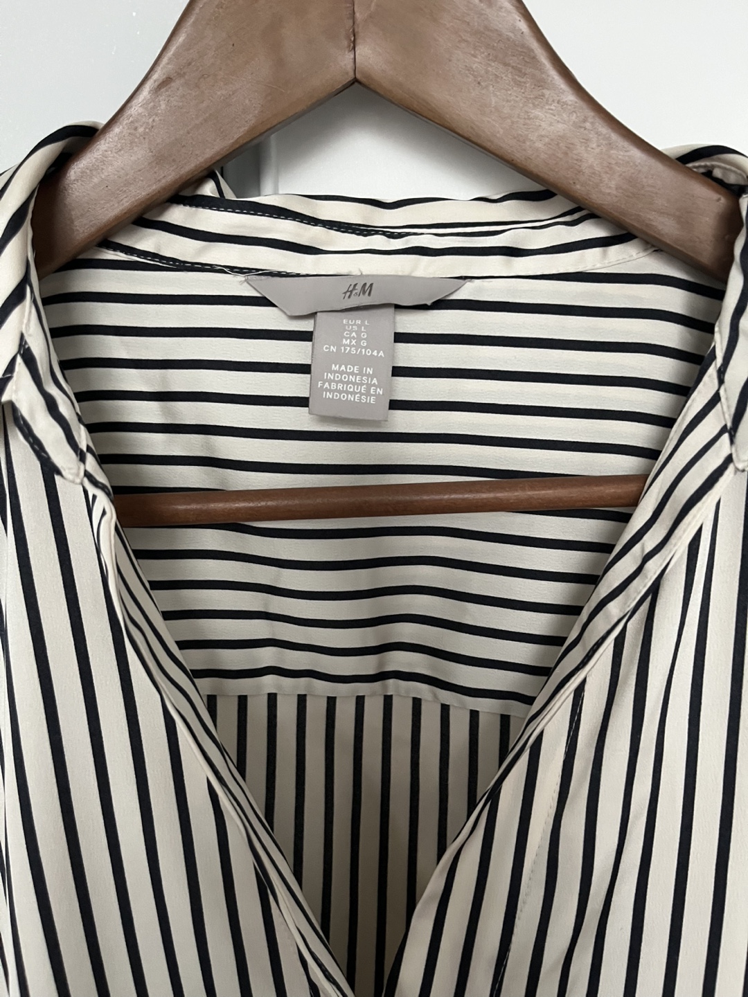 H&M Black and White Striped Blouse - photo 2