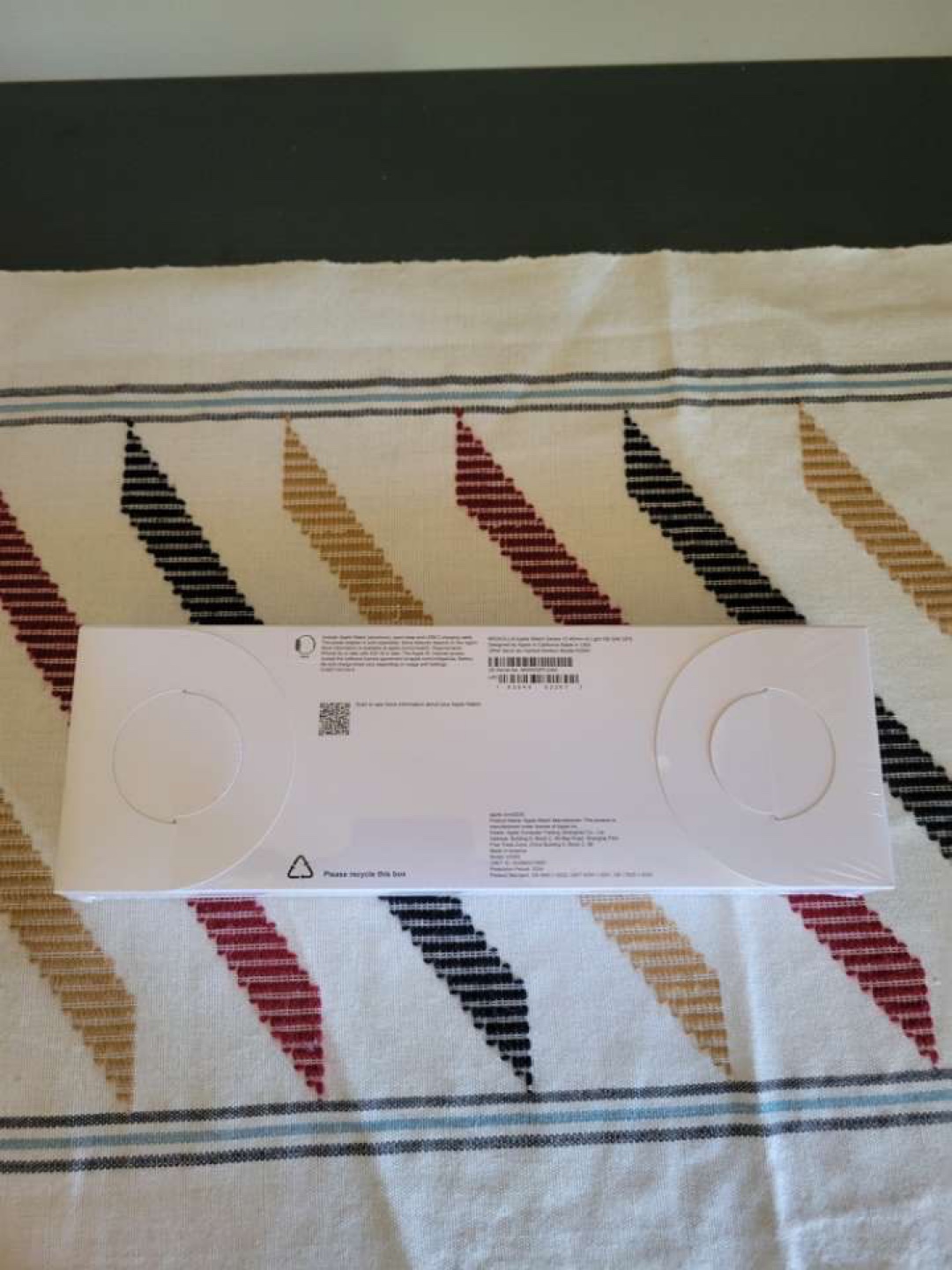 Apple Watch  Series 10 - New - Sealed - photo 2